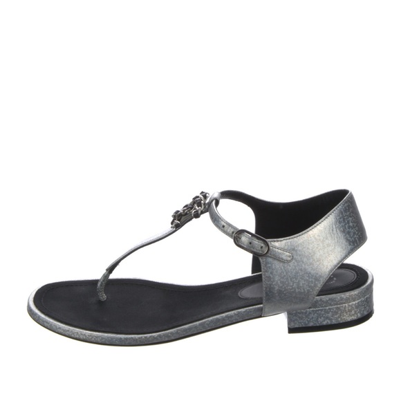 CHANEL Interlocking CC Logo T-Strap Sandals
Size: 11.5 - Picture 4 of 10